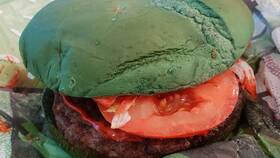 Что входит в состав Воппера в Burger King в Мосхозторг